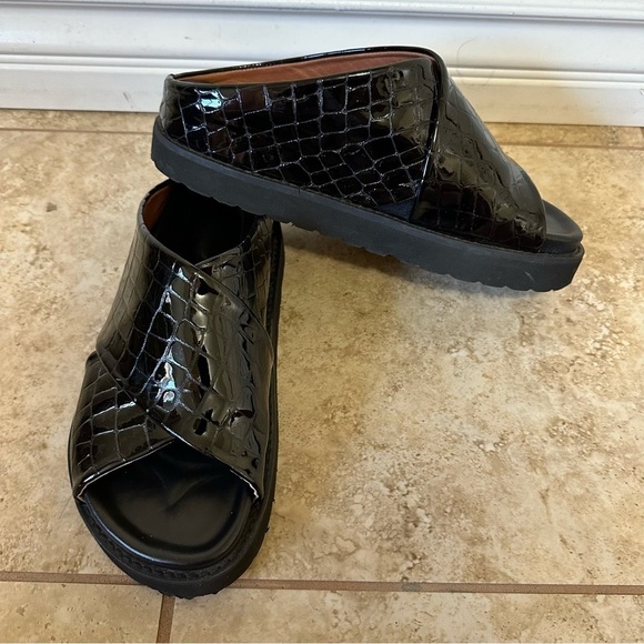 GANNI CROSS OVER PATENT LEATHER SNAKE SANDAL size 37 - Picture 3 of 9